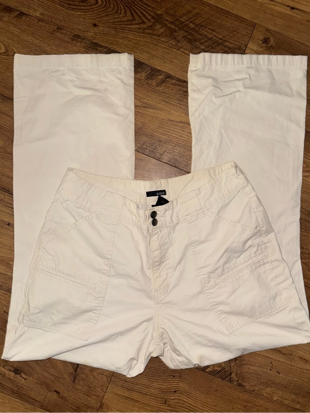 Vintage 2004 Relaxed Fit Women’s  Crème Casual Pants, high rise flared leg